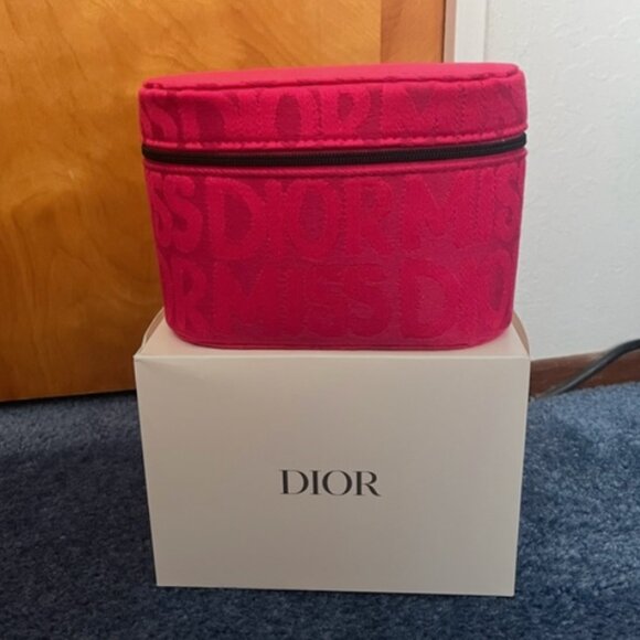 Christian Dior Miss Dior Pink Limited Edition Vanity Make Up Pouch Case Bag 2025 - Picture 1 of 3